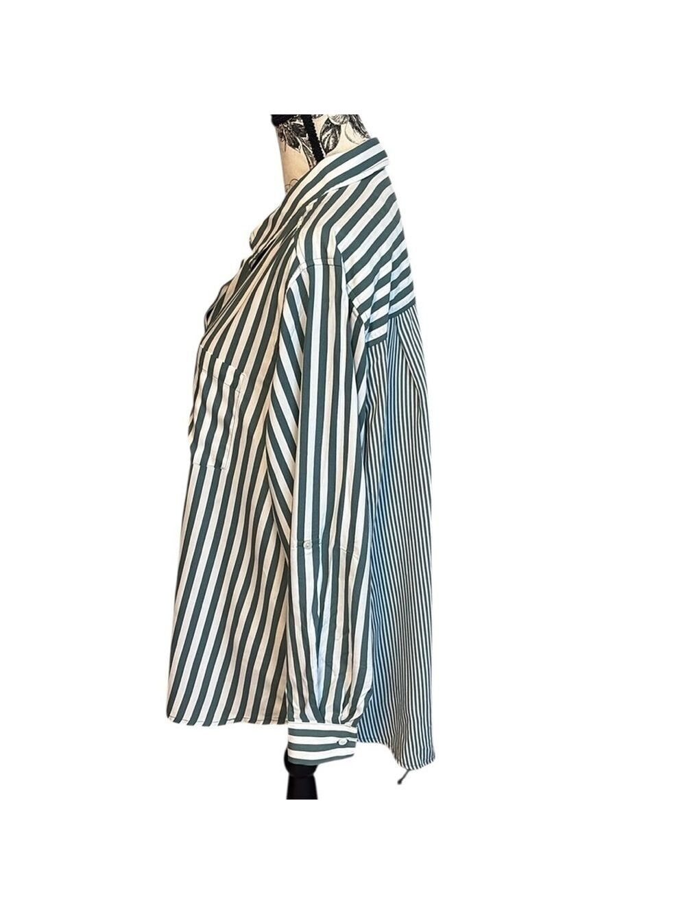 Jane and Delancey Striped Shirt Button Down Green and White Size 1X - Picture 4 of 5